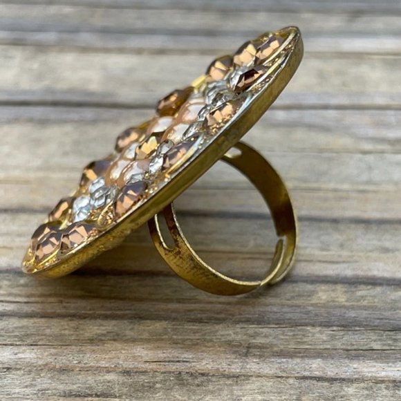 Women Rings Fashion Gold Tone Crystal Accent Ring Size adjustable 6-8 - Picture 11 of 11